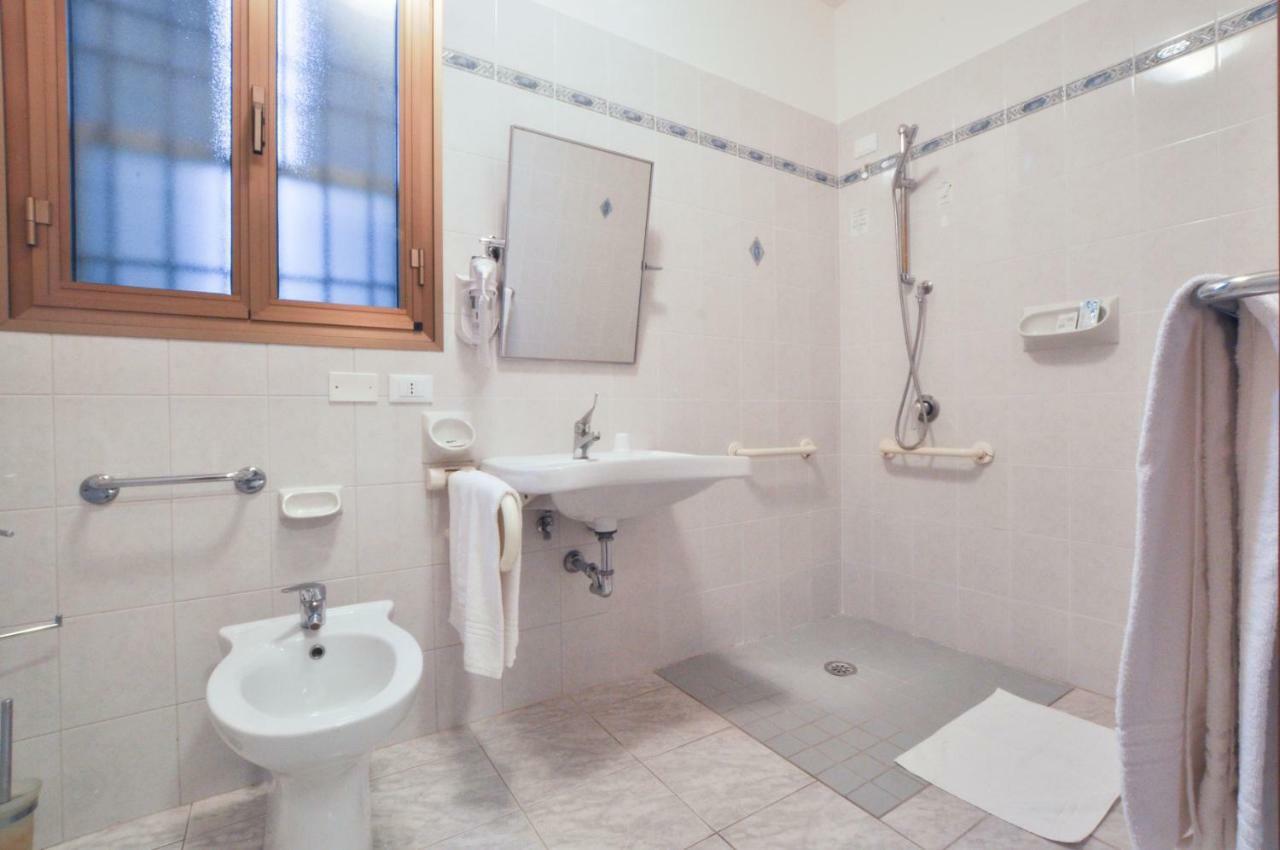 Hotel Villa Azzurra Bologna Eksteriør billede