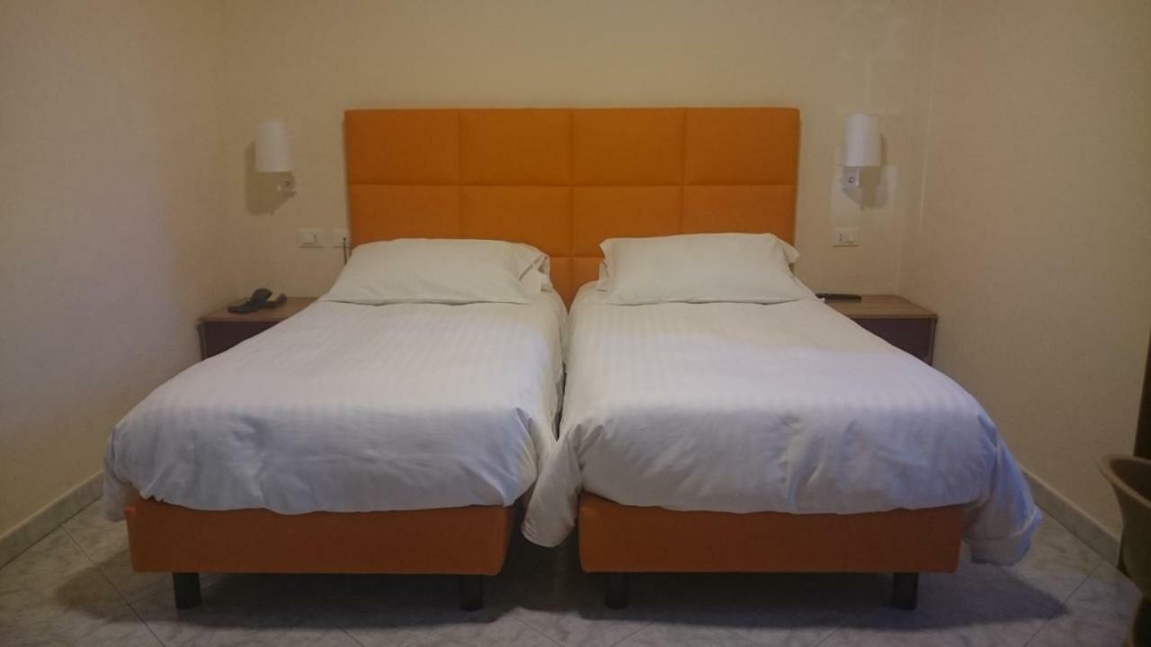 Hotel Villa Azzurra Bologna Eksteriør billede
