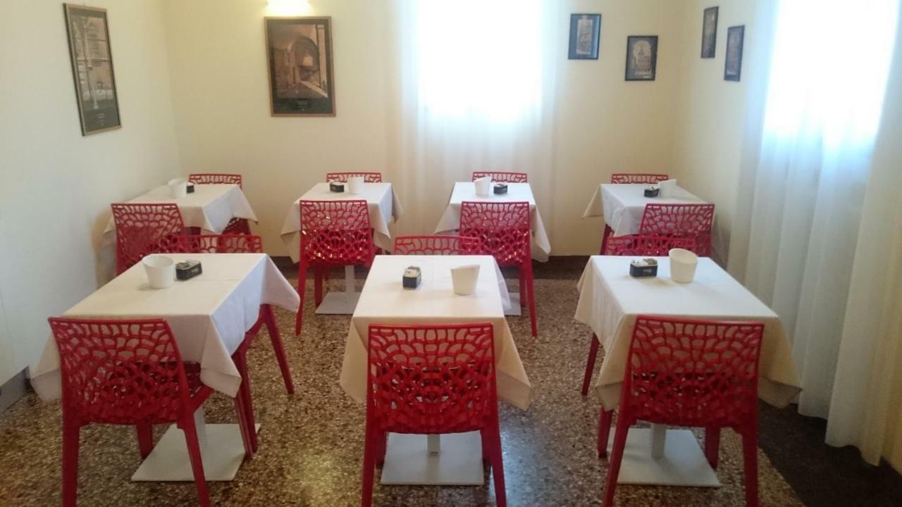 Hotel Villa Azzurra Bologna Eksteriør billede